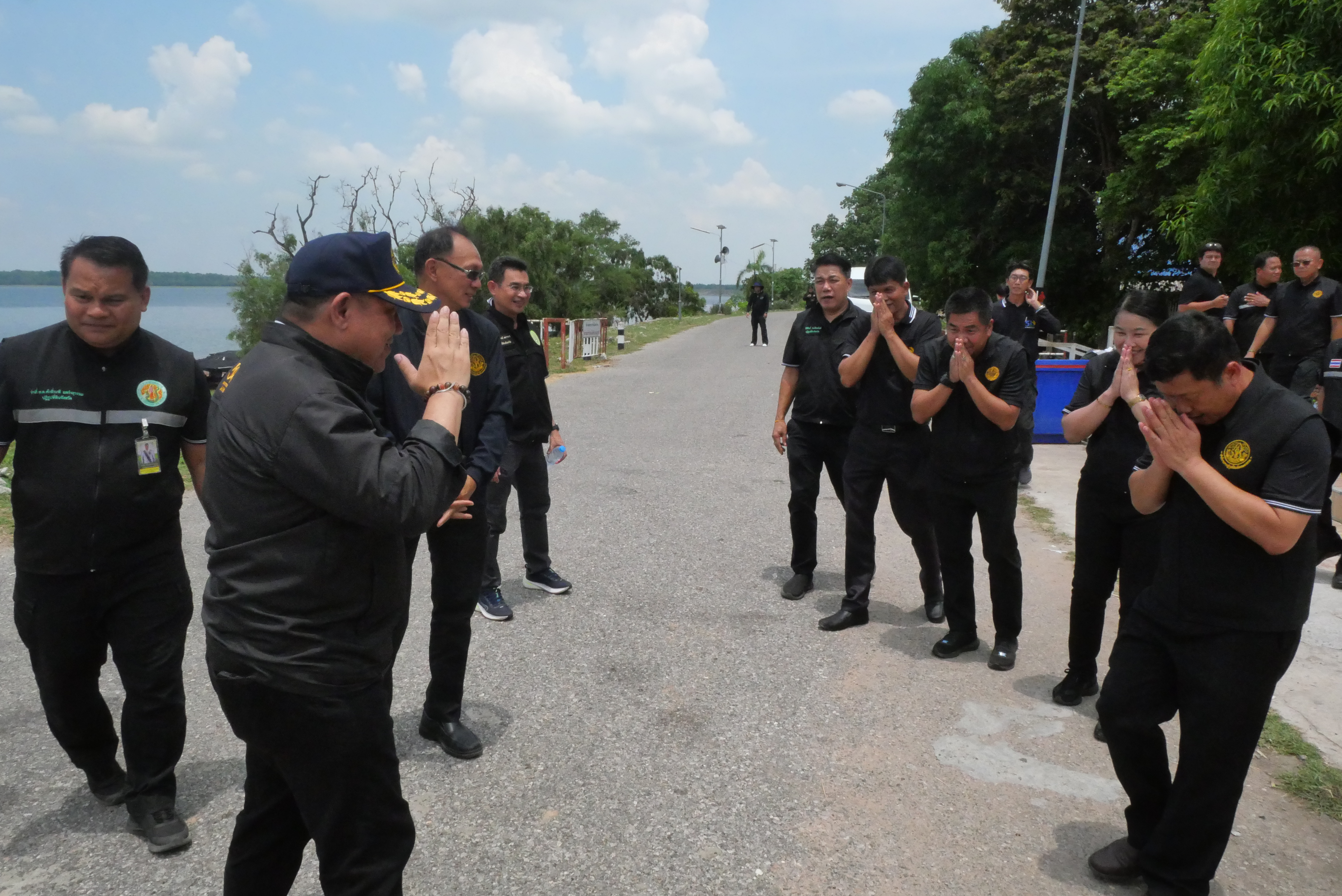 title - ส.ป.ก. ติดตามรัฐมนตรีช่วยว่าการกระทรวงเกษตรและสหกรณ์ (นายวัชระพล ขาวขำ) พร้อมคณะ ลงพื้นที่ตรวจราชการในพื้นที่จังหวัดกาฬสินธุ์ (จุดที่ 3) 